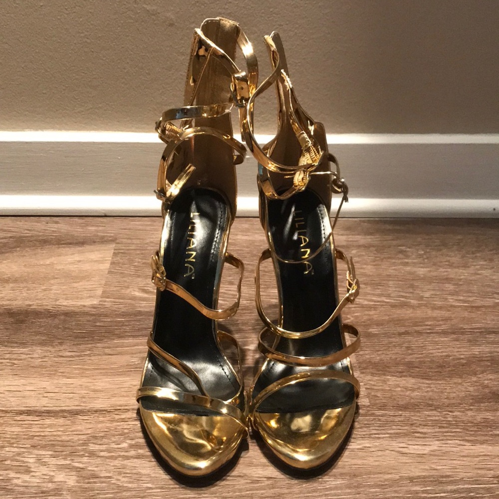 Liliana Gold Shiny Strappy Heels SZ 7.5
